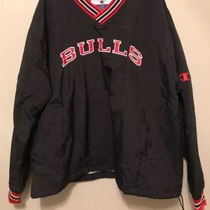 Vintage Chicago Bulls Champion Pull Over XXL